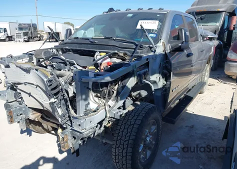 2024 Ram 2500 Big Horn 4X4 6'4 Box z USA, uszkodzony, nr VIN 3C6UR5DJ9RG193840